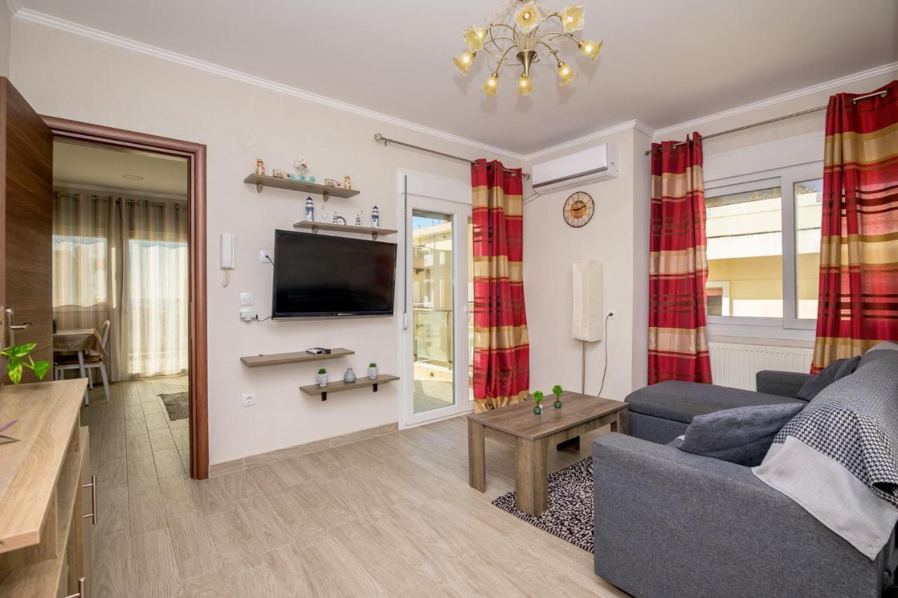 Spartacus Apartment Alexandroupoli Bagian luar foto
