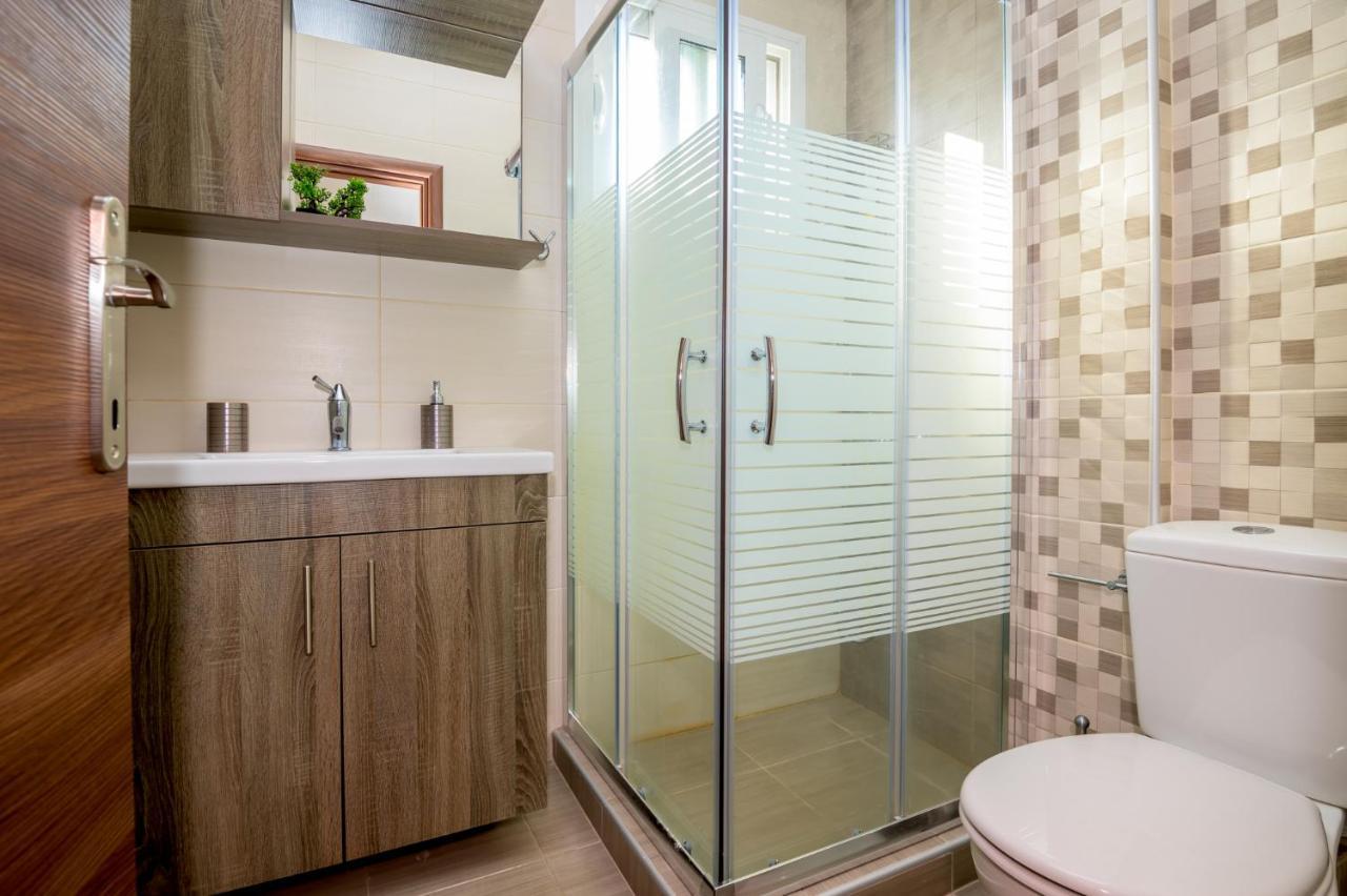 Spartacus Apartment Alexandroupoli Bagian luar foto