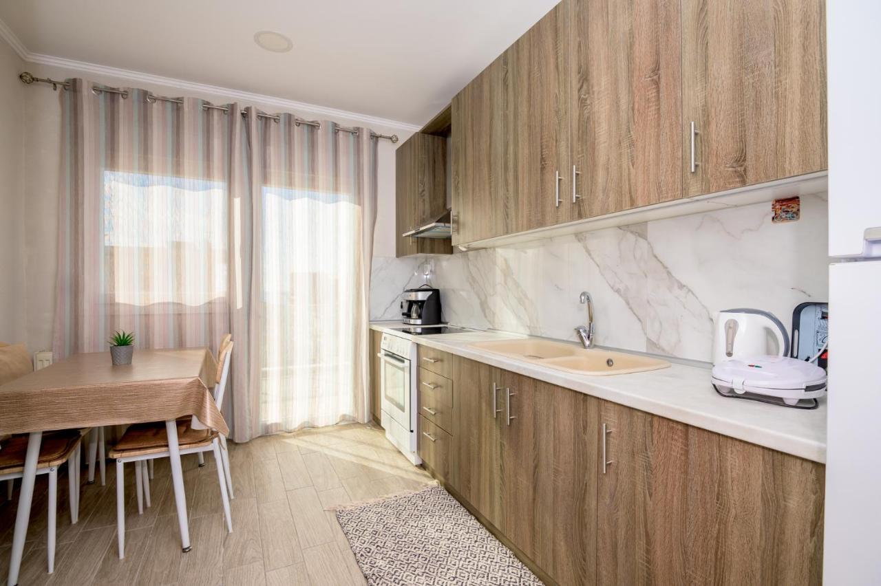 Spartacus Apartment Alexandroupoli Bagian luar foto
