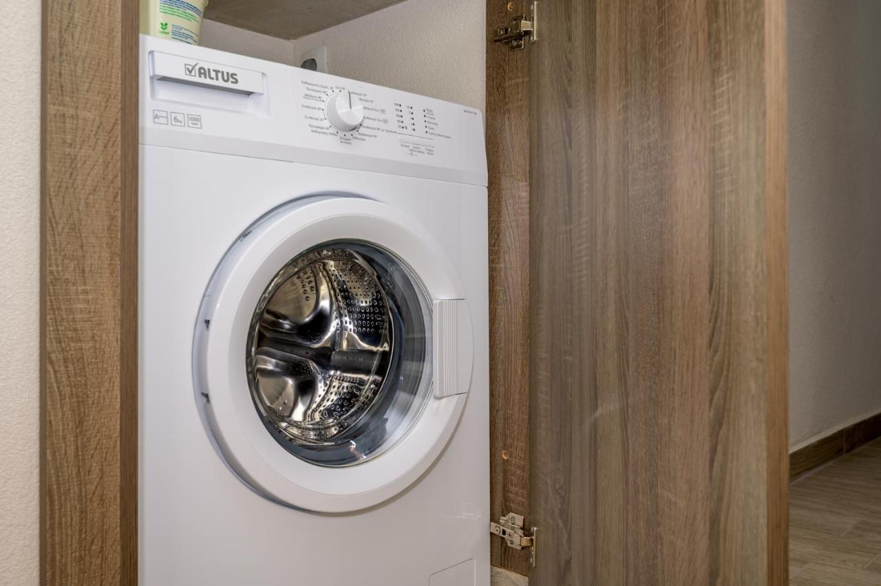 Spartacus Apartment Alexandroupoli Bagian luar foto